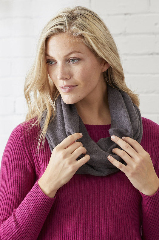Cashmere Ribbed Snood